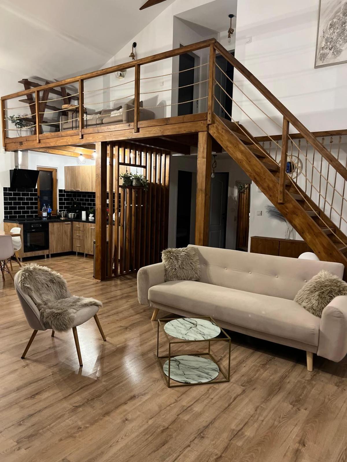 Le Chalet M - Cabana Cu O Panorama De Poveste. Surdesti  Esterno foto