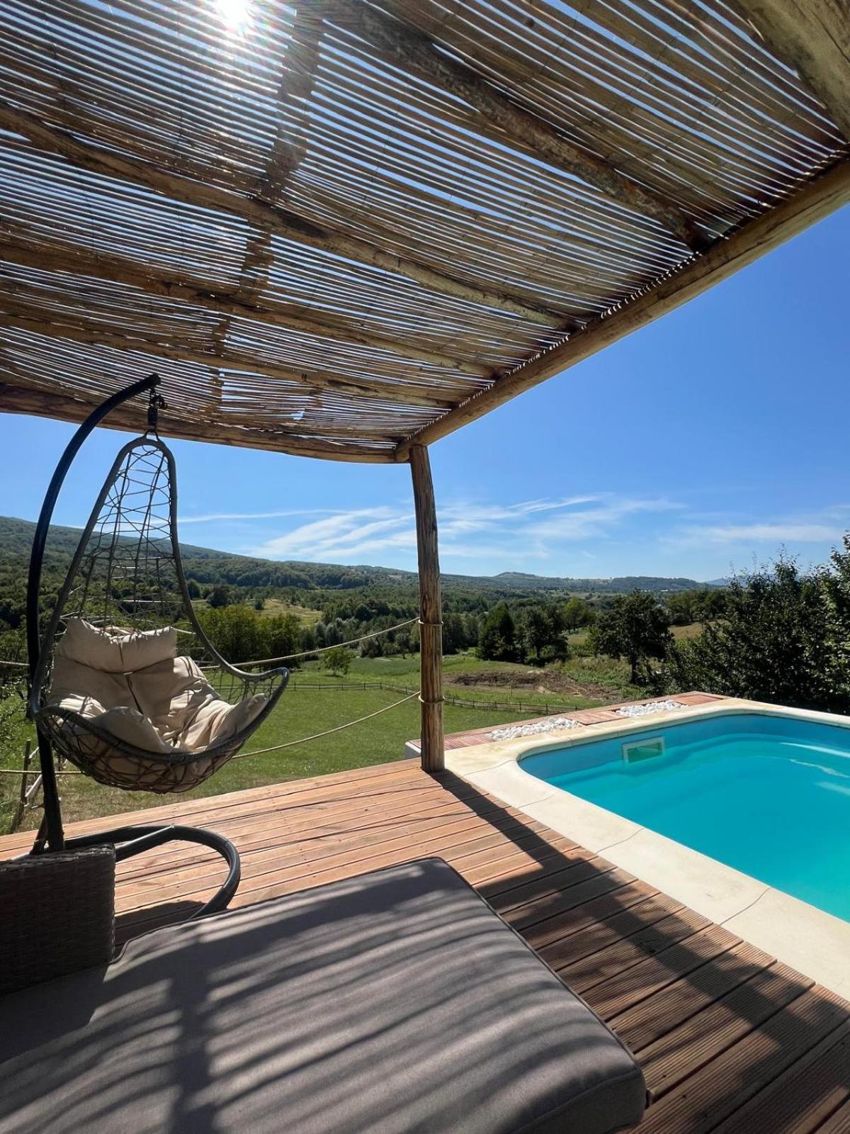 Le Chalet M - Cabana Cu O Panorama De Poveste. Surdesti  Esterno foto