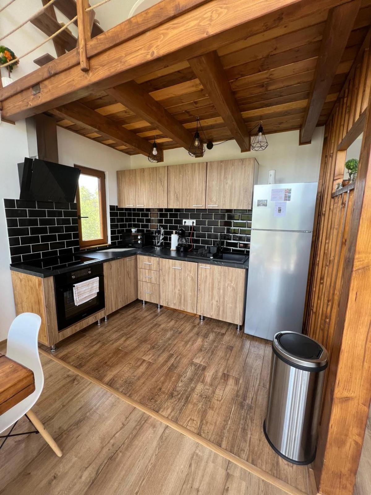 Le Chalet M - Cabana Cu O Panorama De Poveste. Surdesti  Esterno foto