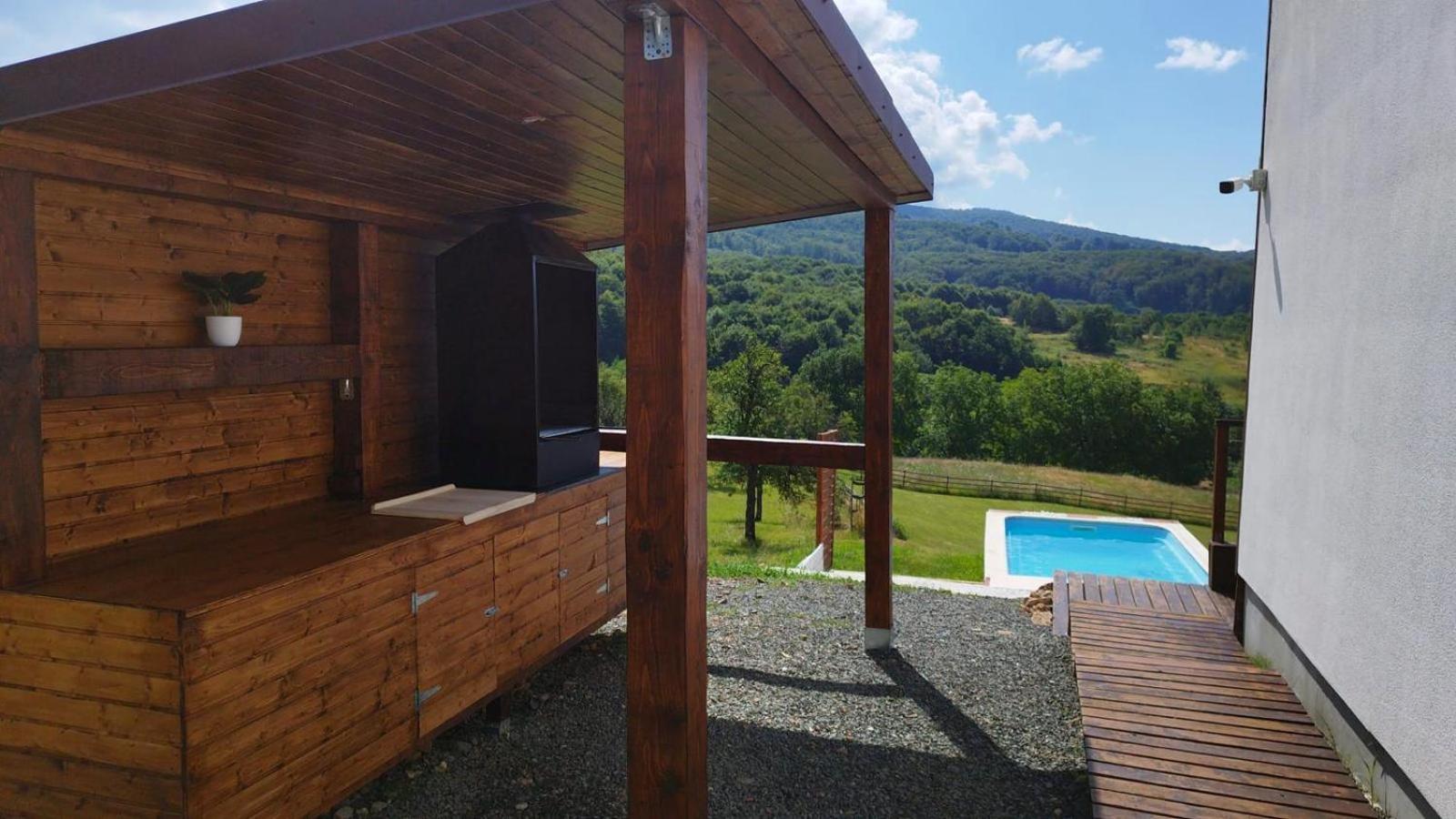 Le Chalet M - Cabana Cu O Panorama De Poveste. Surdesti  Esterno foto