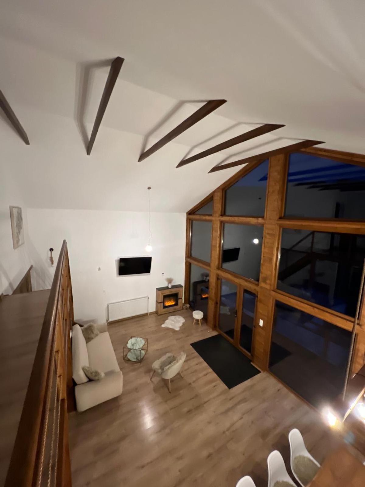 Le Chalet M - Cabana Cu O Panorama De Poveste. Surdesti  Esterno foto